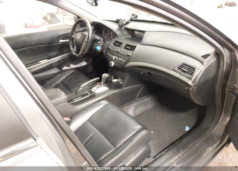 2009 HONDA ACCORD 2.4 EX-L VIN: 1HGCP26829A030952