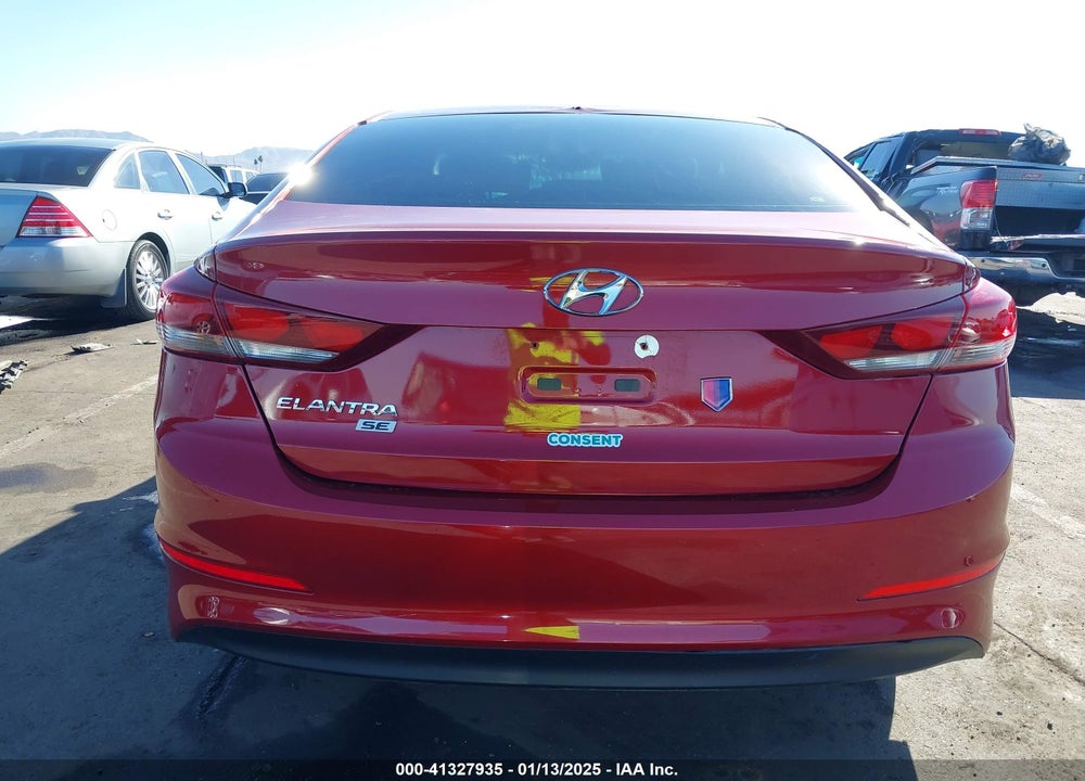 2017 HYUNDAI ELANTRA VIN: KMHD74LF0HU353309