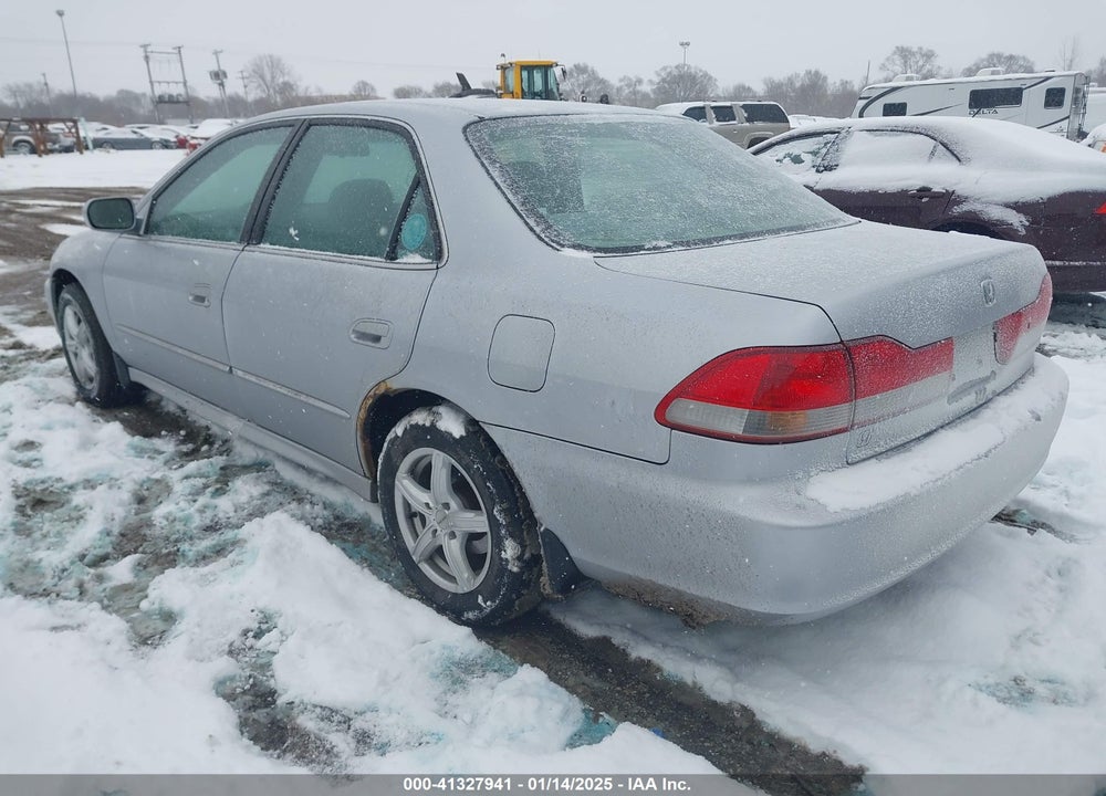 2001 HONDA ACCORD 2.3 EX VIN: 1HGCG56671A098216
