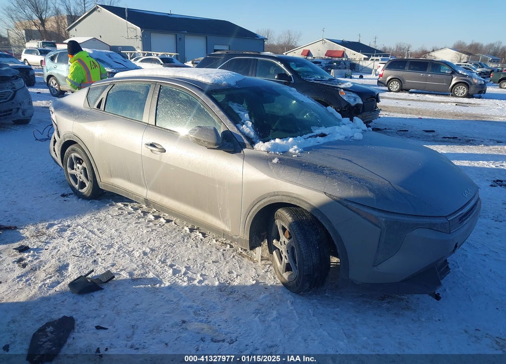 2025 KIA K4 LXS VIN: 3KPFT4DE4SE027890
