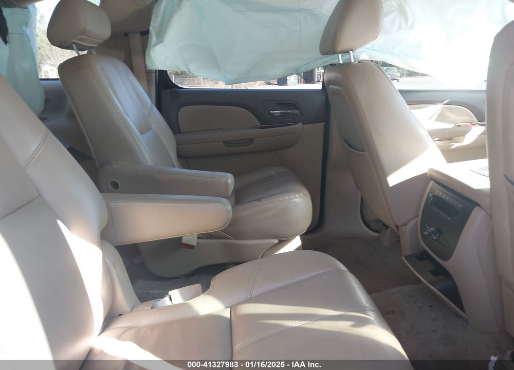 2009 GMC YUKON XL 1500 SLT2 VIN: 1GKFC36089R281617