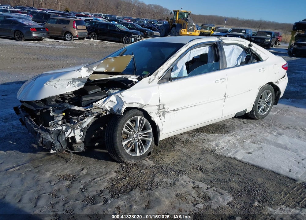 2015 TOYOTA CAMRY SE VIN: 4T1BF1FK4FU023042