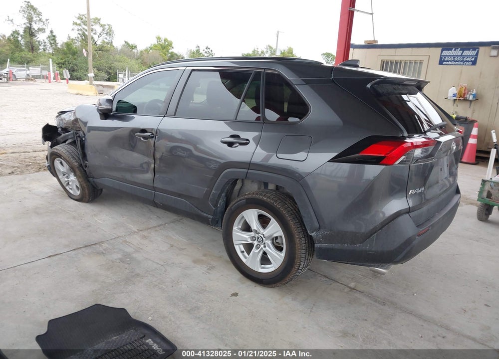 2020 TOYOTA RAV4 XLE VIN: 2T3W1RFV4LC072240