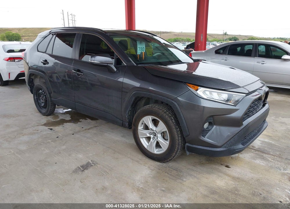 2020 TOYOTA RAV4 XLE VIN: 2T3W1RFV4LC072240