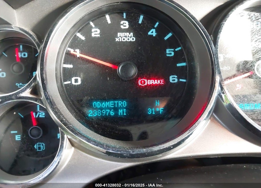 2010 GMC SIERRA 1500 SLE VIN: 3GTRCVE09AG239712