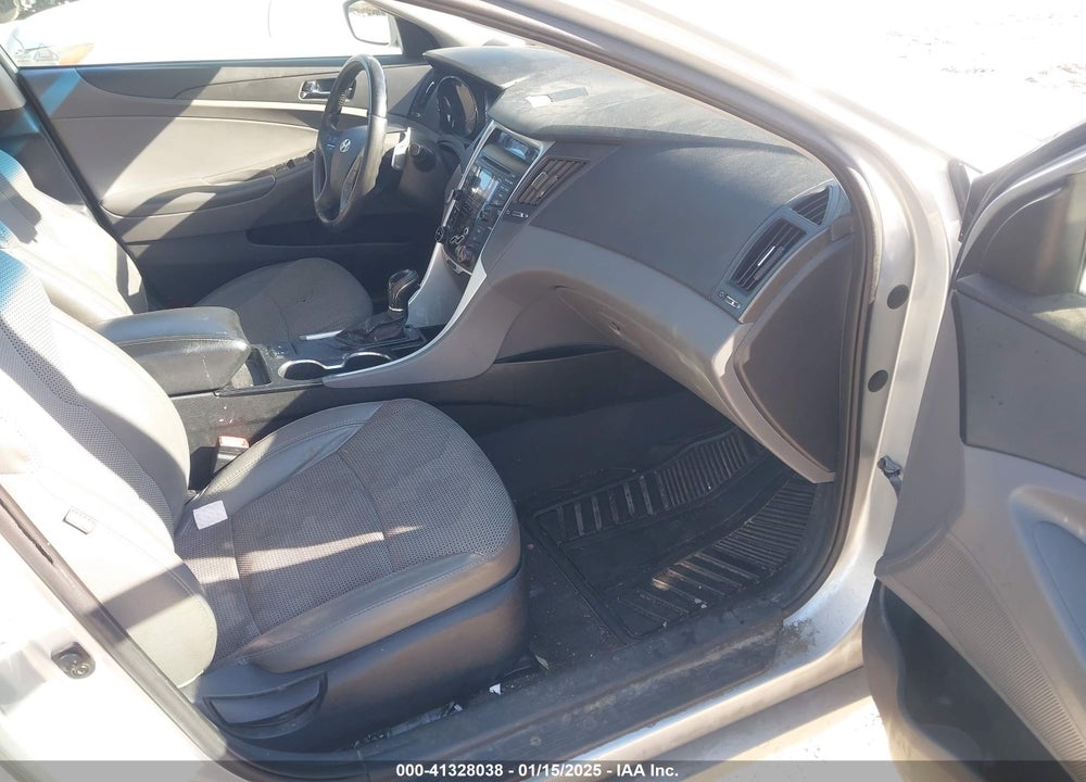 2013 HYUNDAI SONATA SE VIN: 5NPEC4AC8DH806545