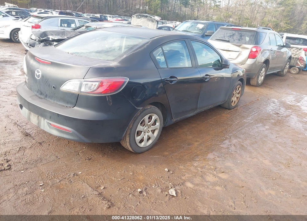 2011 MAZDA 3 I SPORT VIN: JM1BL1UF8B1482699