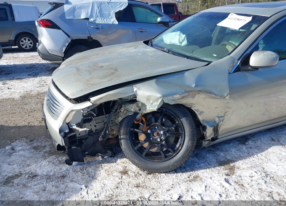 2007 INFINITI G35X VIN: JNKBV61F57M811522