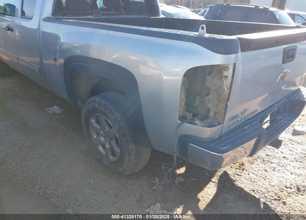 2010 CHEVROLET SILVERADO 1500 LS VIN: 1GCSKREA3AZ262522
