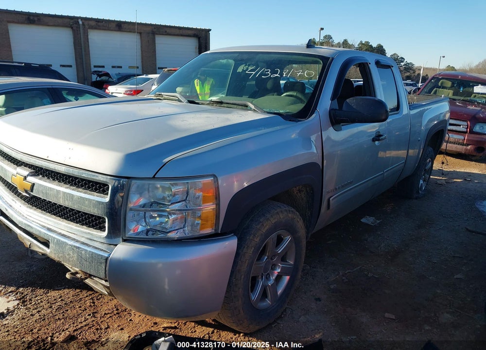 2010 CHEVROLET SILVERADO 1500 LS VIN: 1GCSKREA3AZ262522