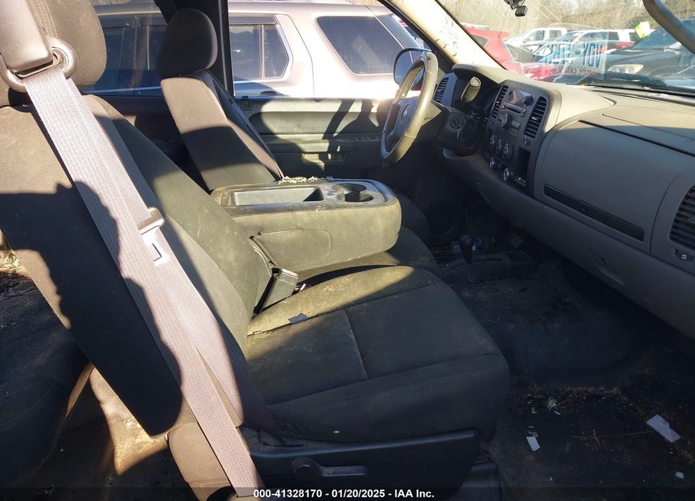 2010 CHEVROLET SILVERADO 1500 LS VIN: 1GCSKREA3AZ262522
