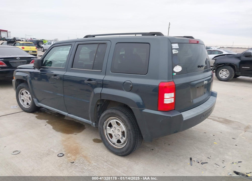 2008 JEEP PATRIOT SPORT VIN: 1J8FT28W88D519705