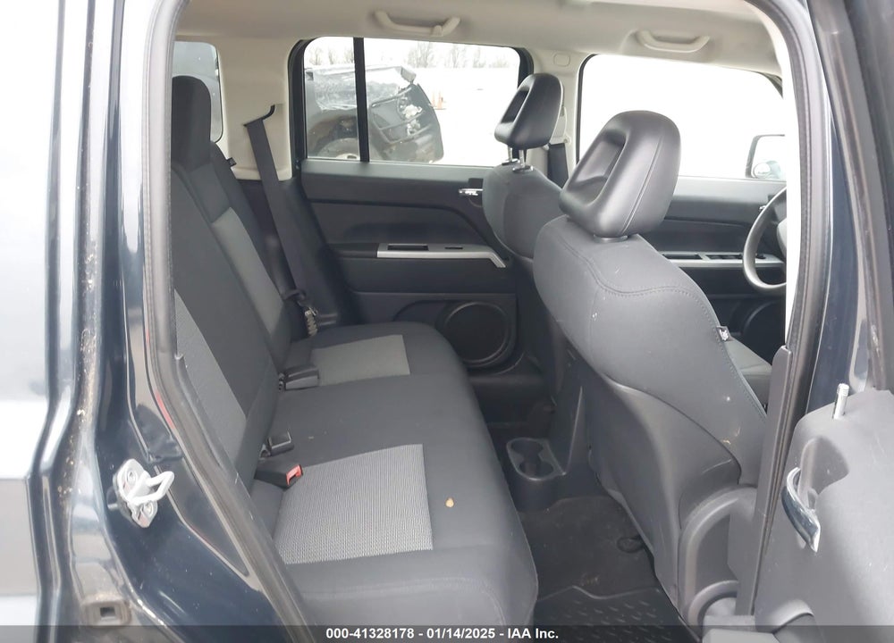 2008 JEEP PATRIOT SPORT VIN: 1J8FT28W88D519705