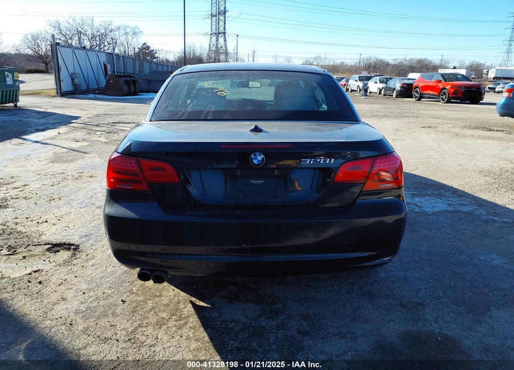 2011 BMW 328 VIN: WBADW3C56BE541629