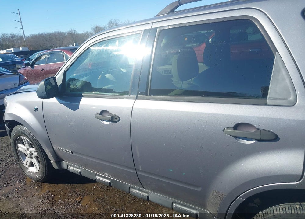 2008 FORD ESCAPE HYBRID VIN: 1FMCU59H38KA90098