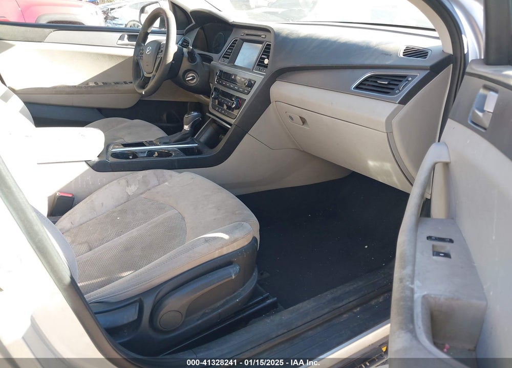 2017 HYUNDAI SONATA VIN: 5NPE24AF8HH574533