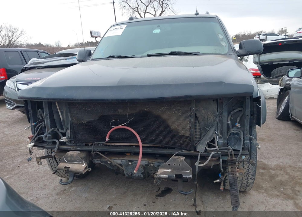 2004 CHEVROLET TAHOE Z71 VIN: 1GNEK13Z84R125885