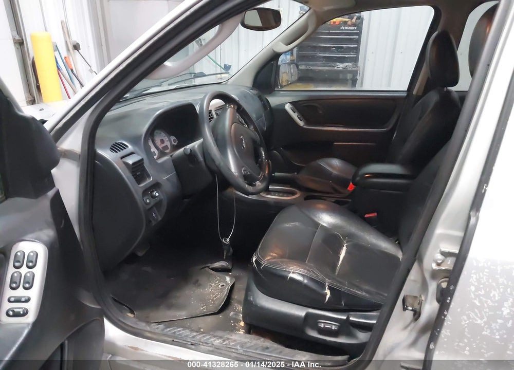 2005 FORD ESCAPE LIMITED VIN: 1FMYU94145KC45082