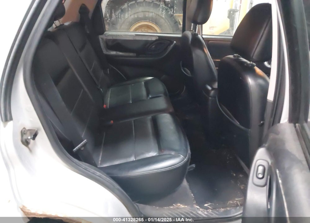 2005 FORD ESCAPE LIMITED VIN: 1FMYU94145KC45082