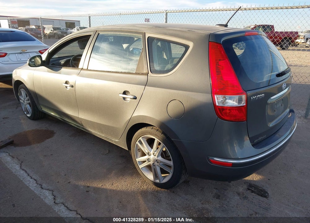 2009 HYUNDAI ELANTRA TOURING VIN: KMHDC86E89U034375