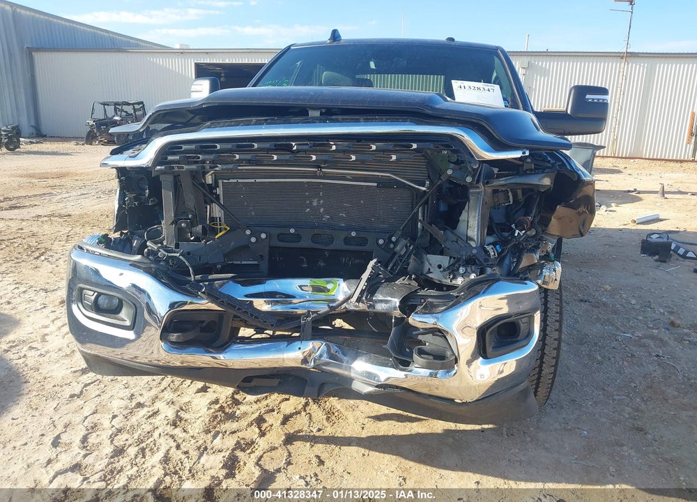 2024 RAM 2500 BIG HORN 4X4 6'4 BOX VIN: 3C6UR5DJ9RG365204