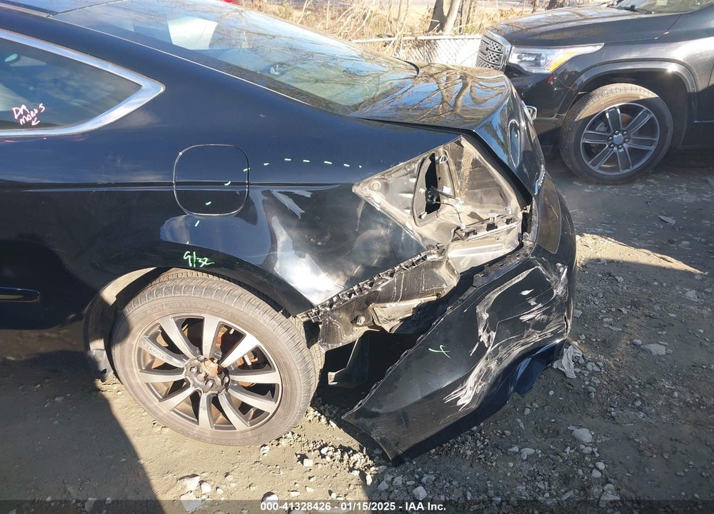 2012 HONDA ACCORD CPE VIN: 1HGCS1B88CA012557