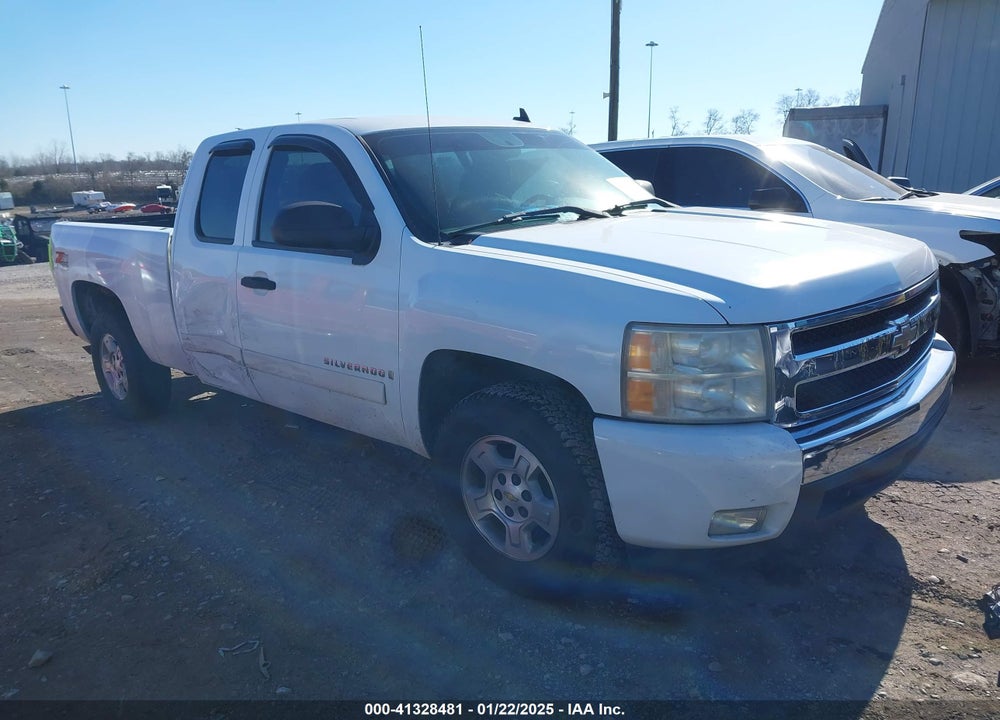 2007 CHEVROLET SILVERADO 1500 LT1 VIN: 1GCEK19007Z571695