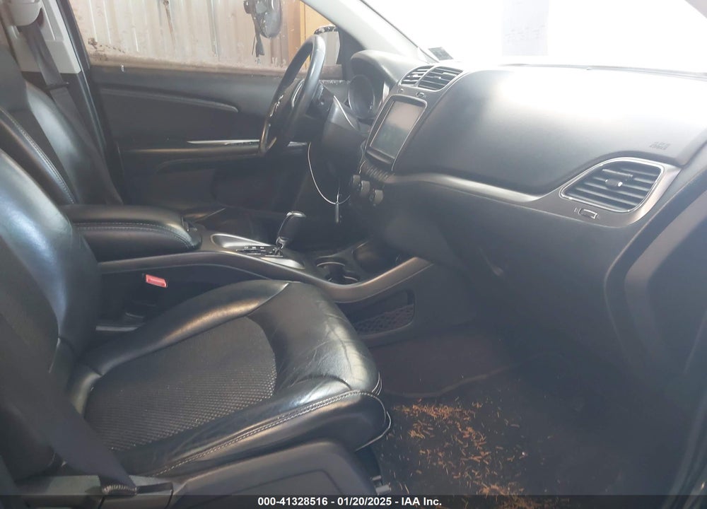 2019 DODGE JOURNEY CROSSROAD VIN: 3C4PDCGG2KT716685