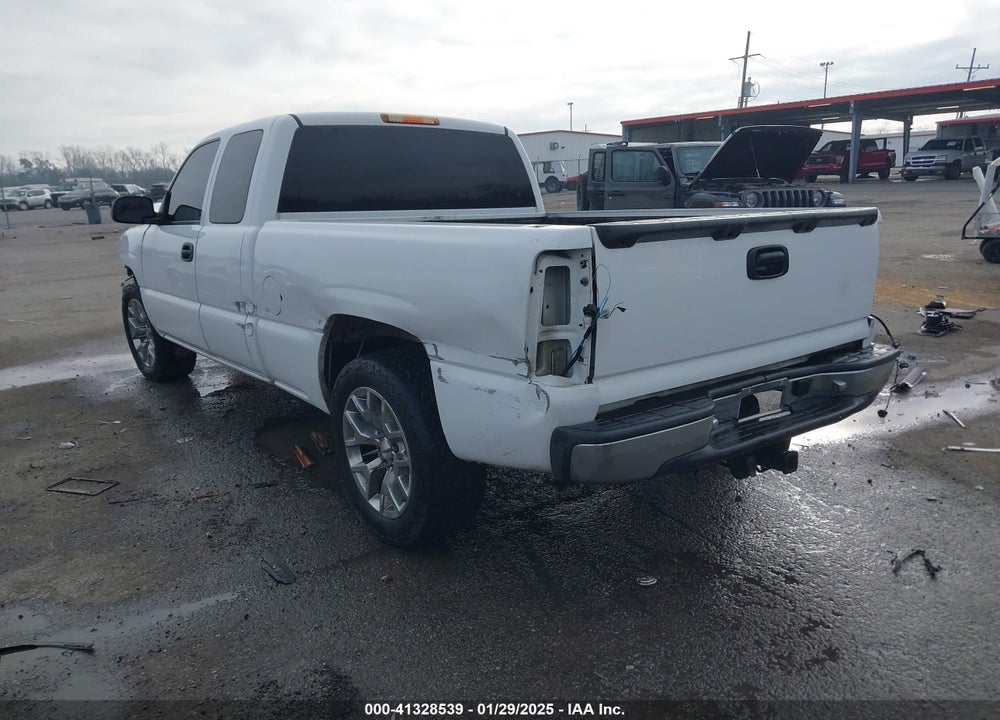 2004 CHEVROLET SILVERADO 1500 LS VIN: 1GCEC19V54Z353580