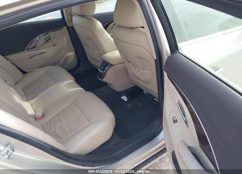 2016 BUICK LACROSSE VIN: 1G4GB5G34GF270292