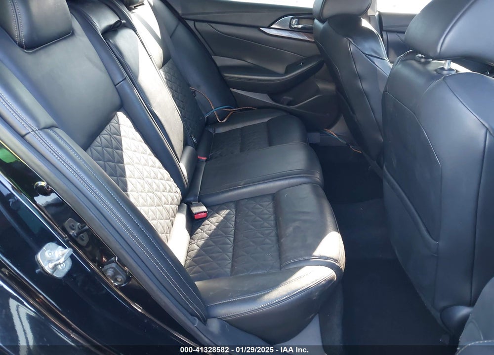 2017 NISSAN MAXIMA VIN: 1N4AA6APXHC434247