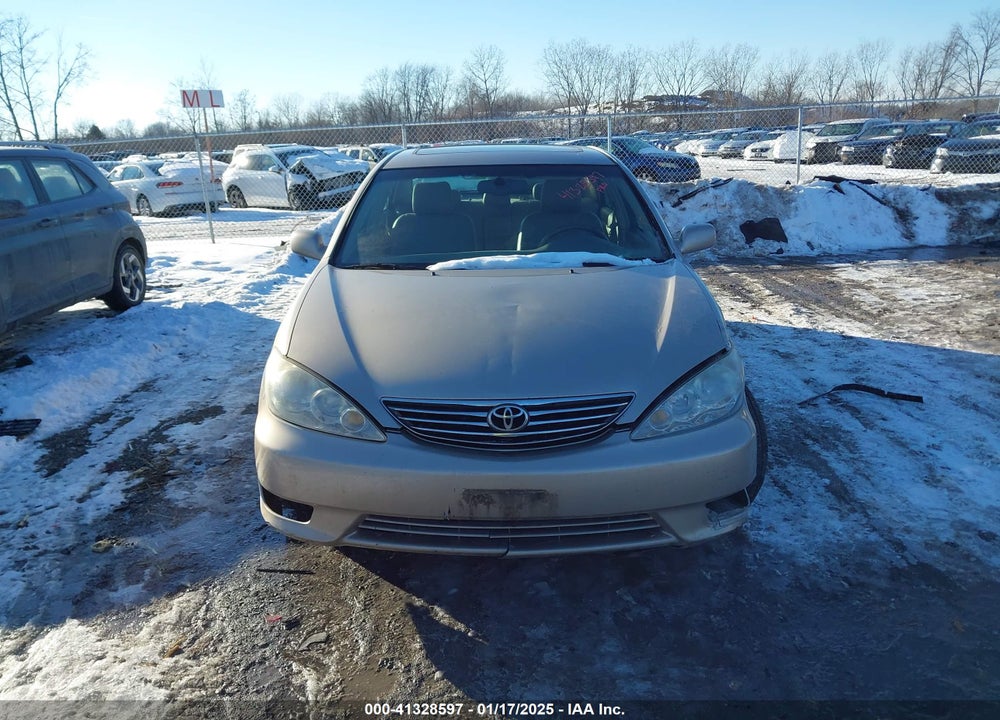 2005 TOYOTA CAMRY XLE V6 VIN: 4T1BF30K95U605608