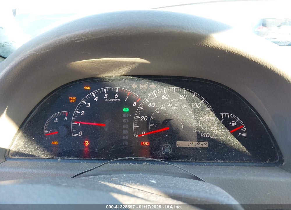 2005 TOYOTA CAMRY XLE V6 VIN: 4T1BF30K95U605608