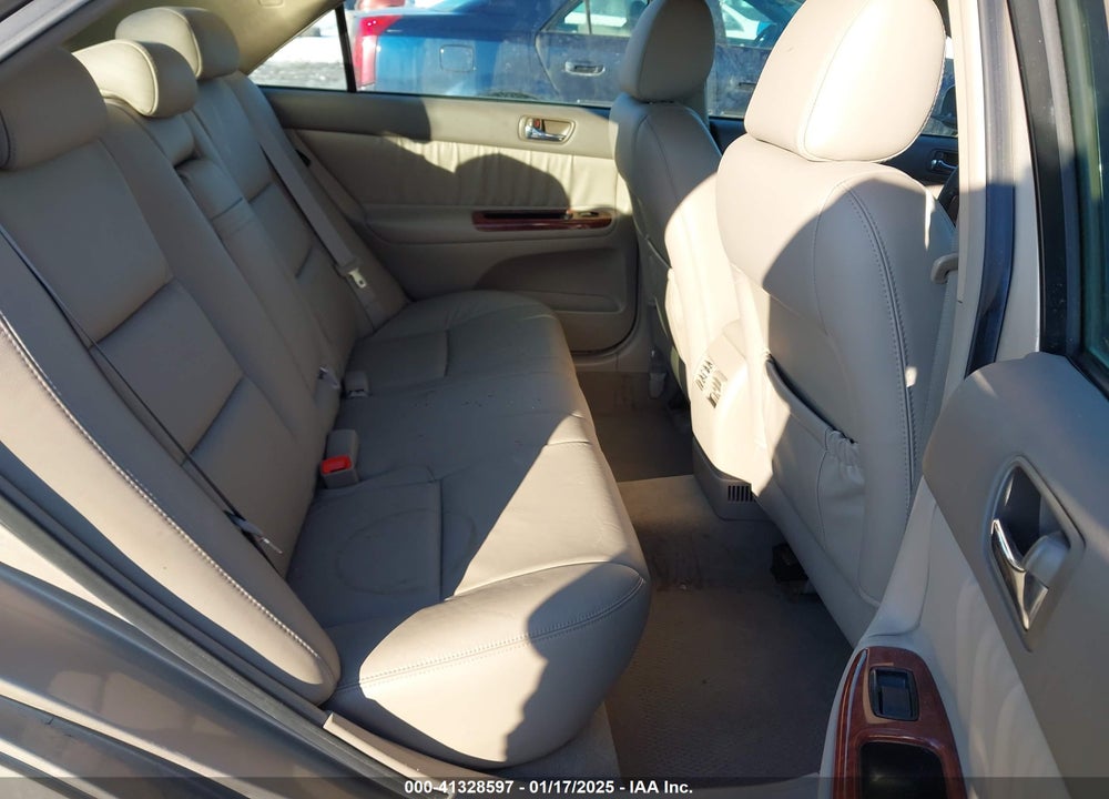 2005 TOYOTA CAMRY XLE V6 VIN: 4T1BF30K95U605608