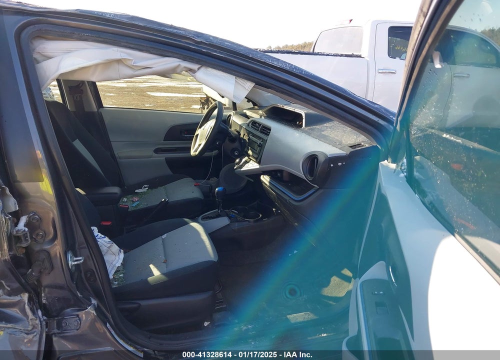2012 TOYOTA PRIUS C TWO VIN: JTDKDTB36C1508610