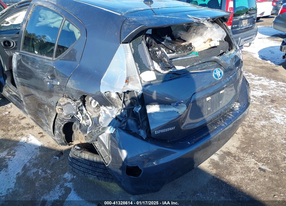 2012 TOYOTA PRIUS C TWO VIN: JTDKDTB36C1508610