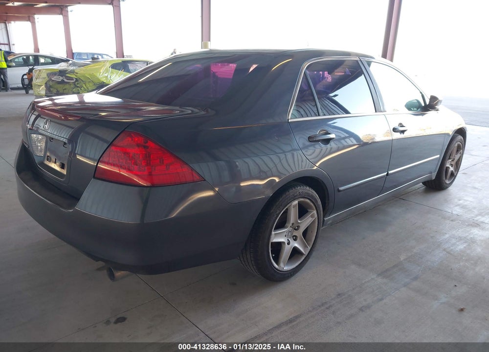 2007 HONDA ACCORD 2.4 LX VIN: 1HGCM56457A198735