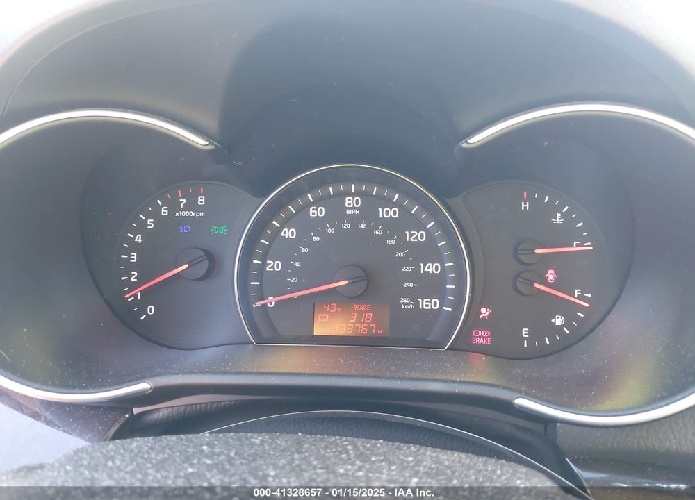 2015 KIA SORENTO LX VIN: 5XYKTDA66FG552664