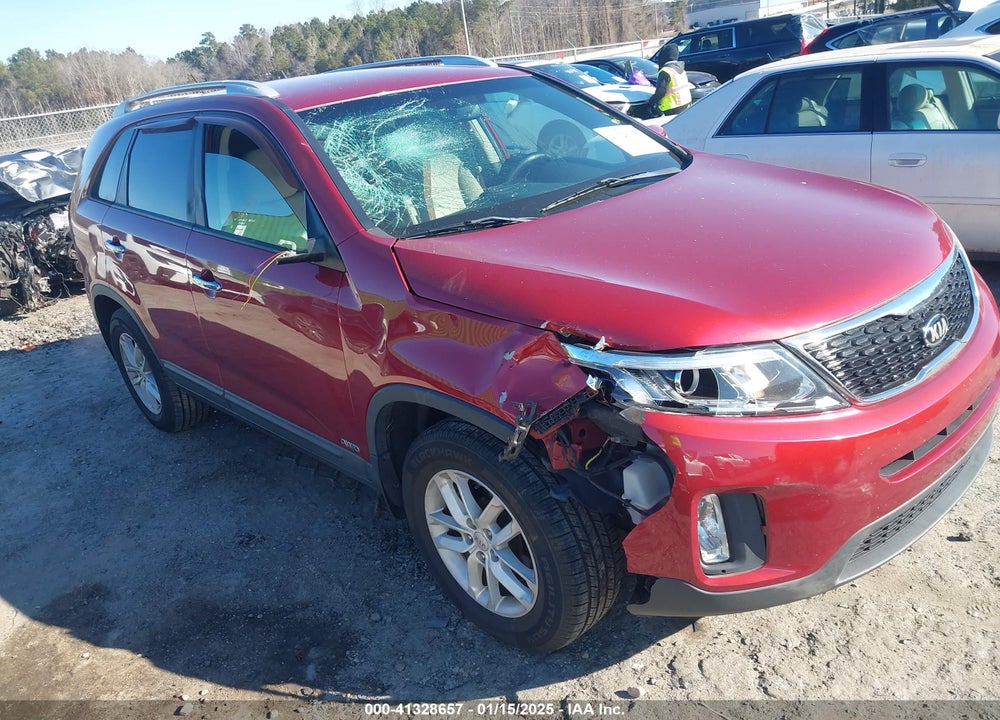 2015 KIA SORENTO LX VIN: 5XYKTDA66FG552664