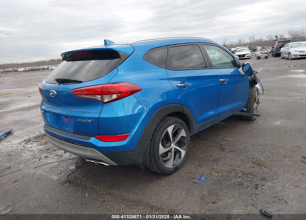 2017 HYUNDAI TUCSON LIMITED VIN: KM8J33A24HU368517