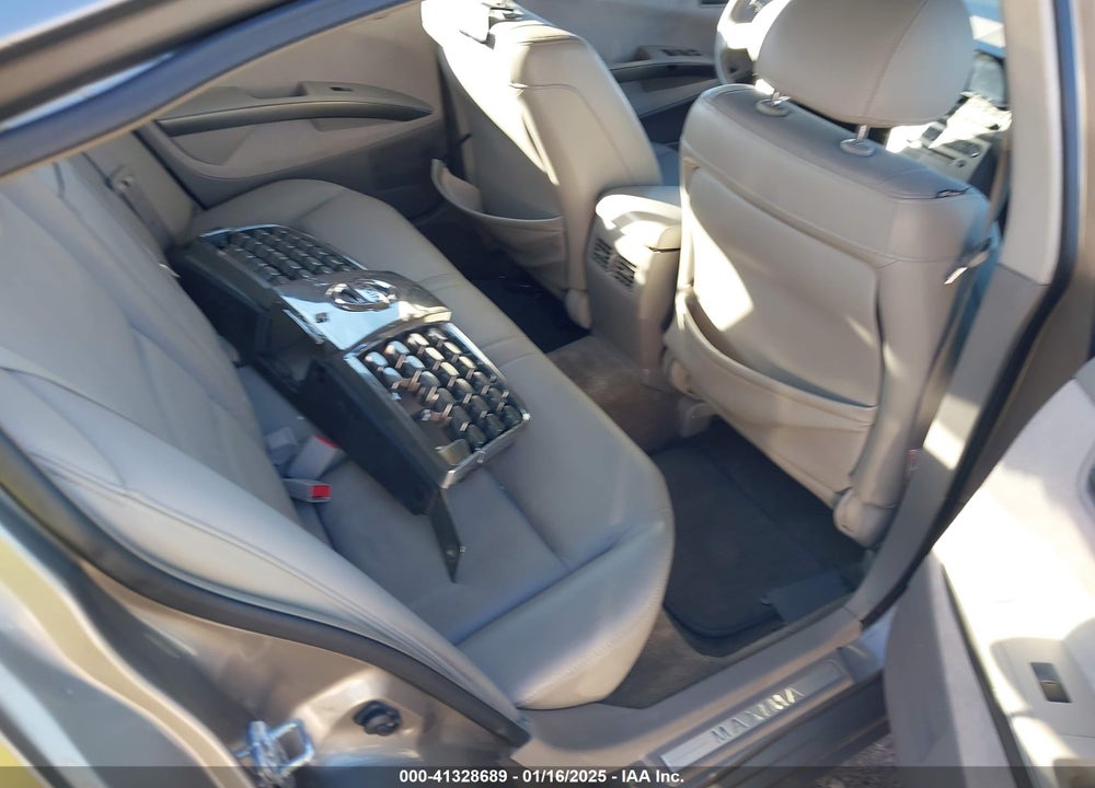 2004 NISSAN MAXIMA 3.5 SE VIN: 1N4BA41E14C852679