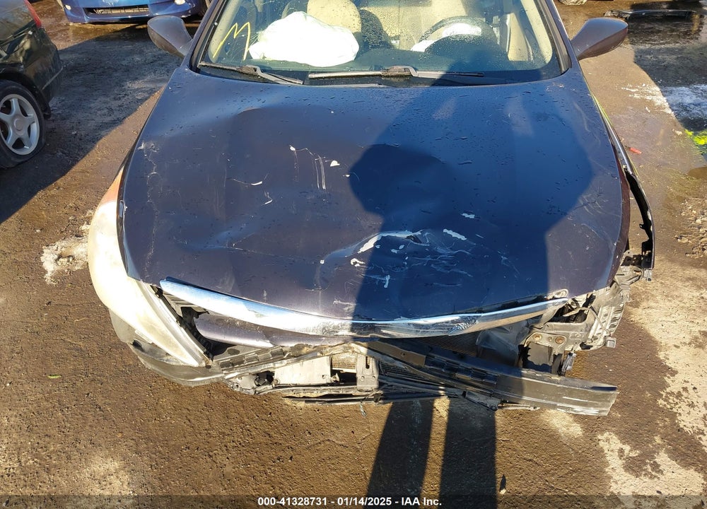 2011 HYUNDAI SONATA VIN: 5NPEB4AC6BH112260