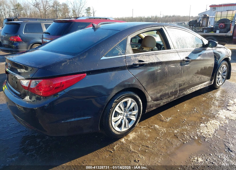 2011 HYUNDAI SONATA VIN: 5NPEB4AC6BH112260