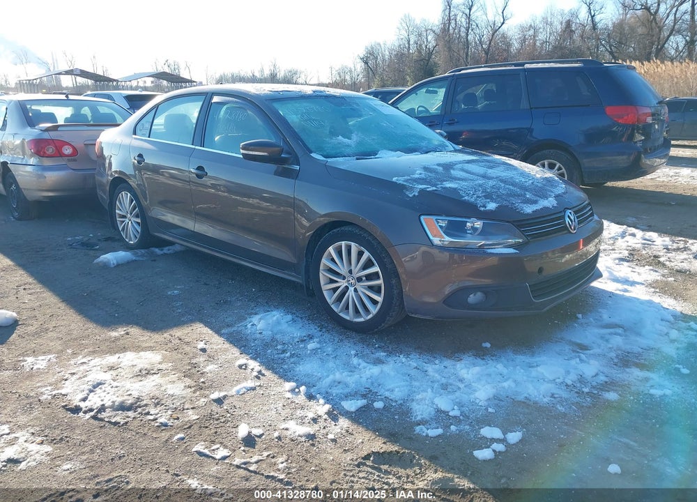 2013 VOLKSWAGEN JETTA 2.0L TDI VIN: 3VW3L7AJ7DM249688