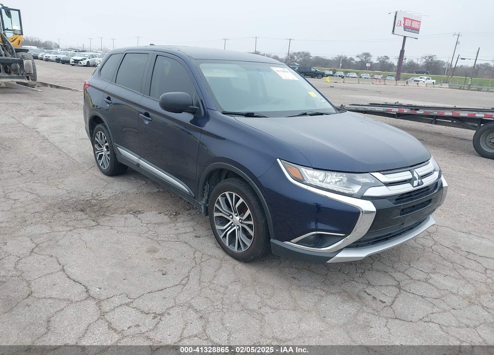 2018 MITSUBISHI OUTLANDER ES VIN: JA4AD2A35JZ001648