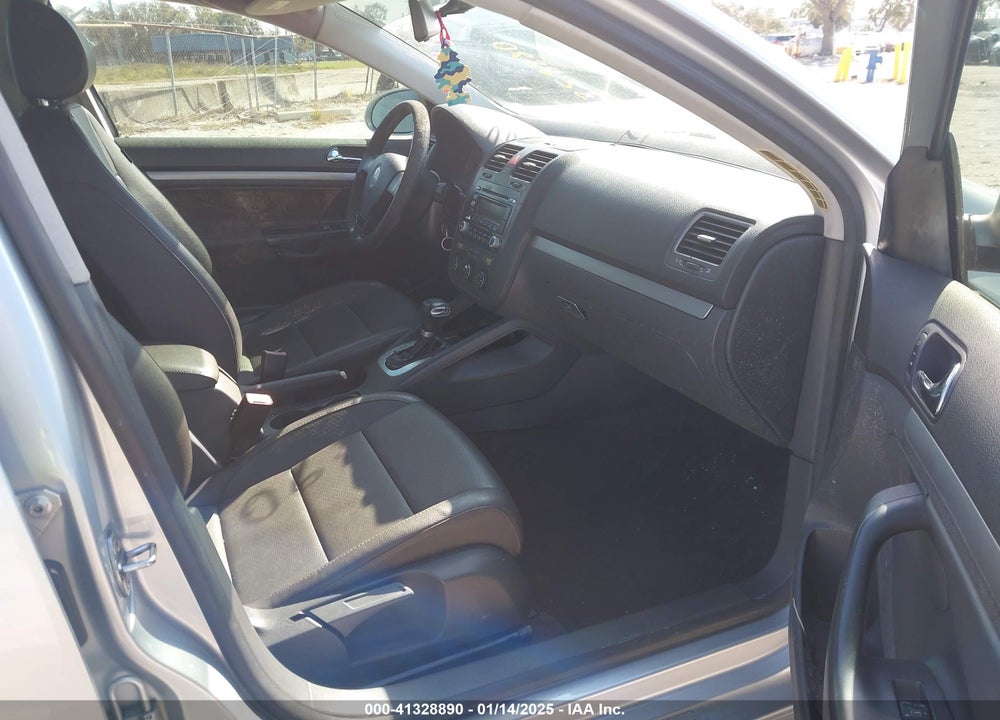 2005 VOLKSWAGEN JETTA 2.5 VIN: 3VWSF71K25M605140