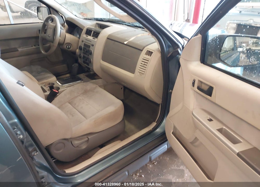 2011 FORD ESCAPE XLT VIN: 1FMCU0DG5BKB04219