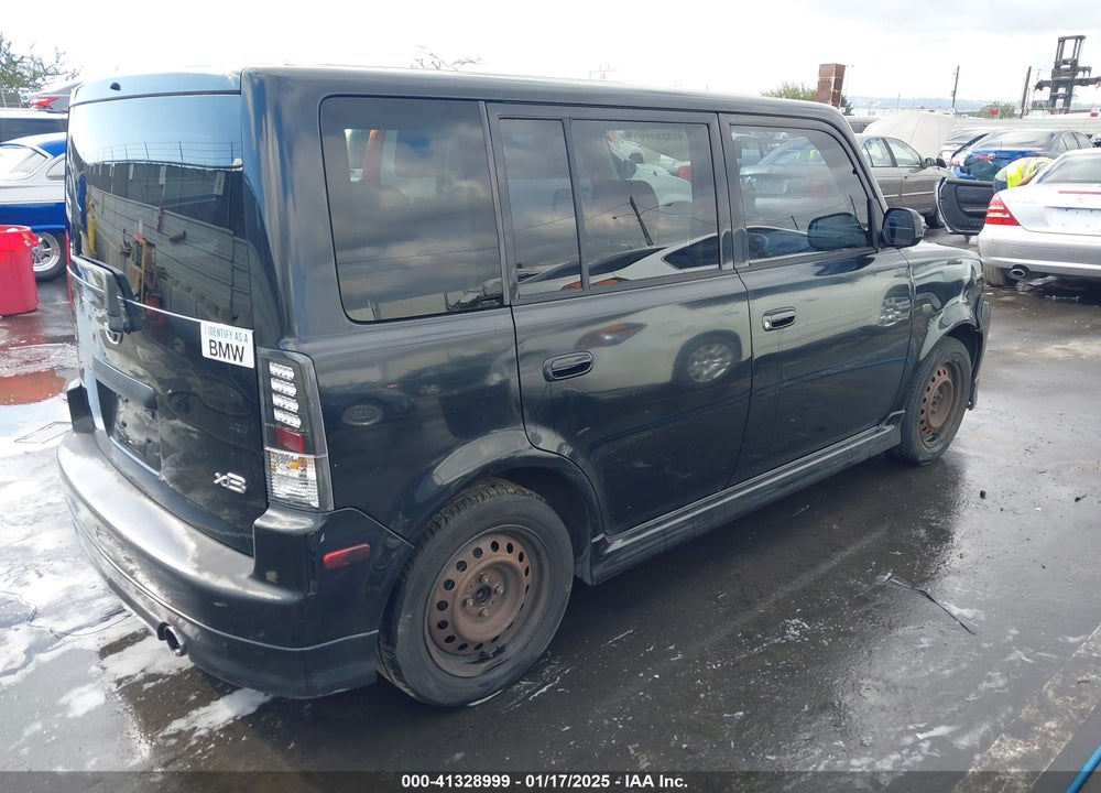 2005 SCION XB VIN: JTLKT324950212540