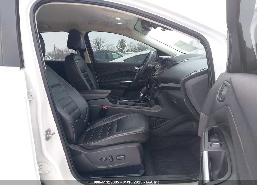 2017 FORD ESCAPE TITANIUM VIN: 1FMCU9J90HUB43453