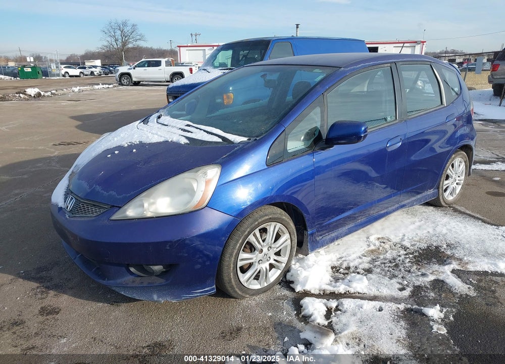 2009 HONDA FIT SPORT VIN: JHMGE884X9S060177
